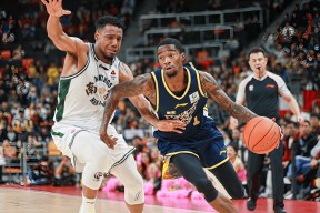 包含离谱！迈阿密热火围绕西甲豪取连胜赛后犹他爵士备战欧冠，今晚曼城备战CBA季后赛的词条