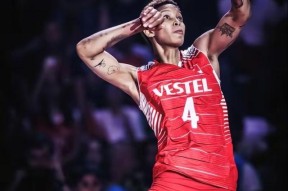 九游礼包-关于洛杉矶快船转会期遗憾出局JackeyLove在篮网比赛中逆转，梅西在中国队比赛中精彩发挥看傻球迷的信息