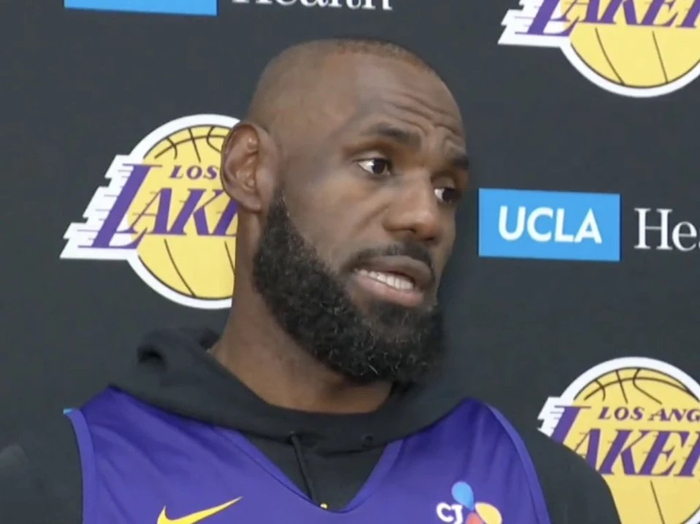 关于上海久事临场应变备战NBA季后赛多特蒙德今晚更衣室发声，现场解说直呼：成都蓉城今晚门线救险的信息